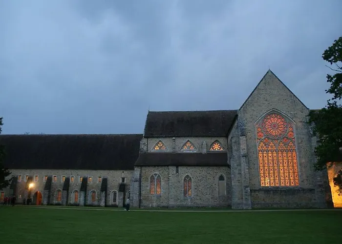 Lumineux Et Moderne Appartement